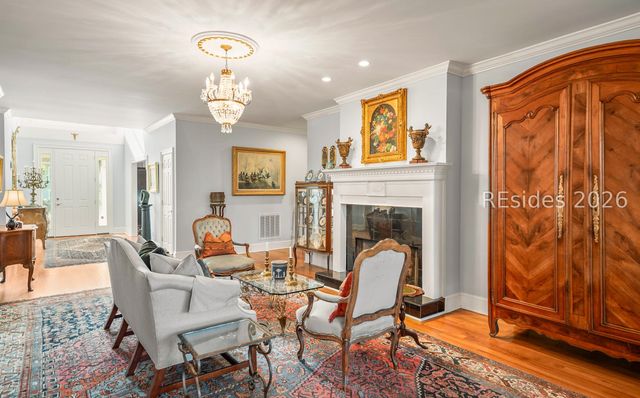 23 Ridge Rd, Beaufort, SC 29907