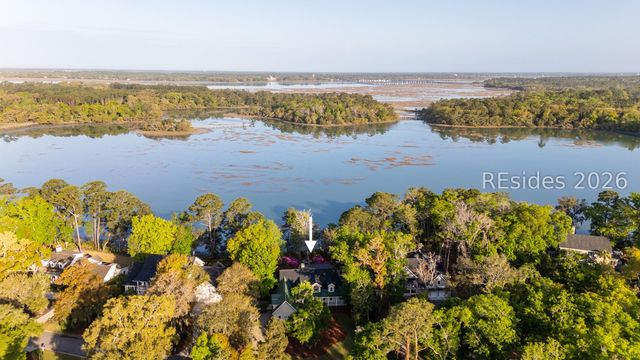 23 Ridge Rd, Beaufort, SC 29907