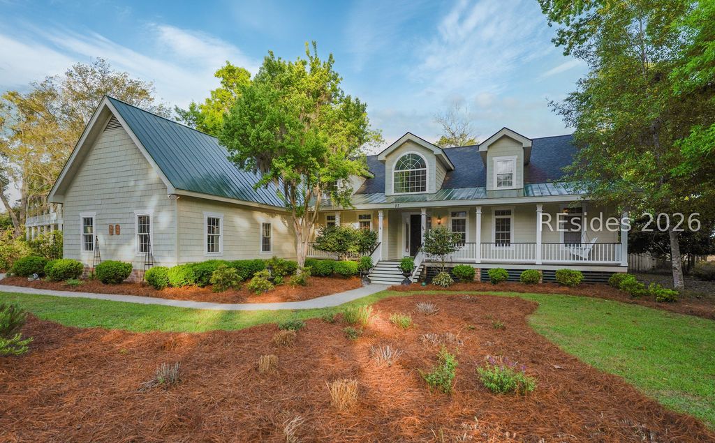 23 Ridge Rd, Beaufort, SC 29907