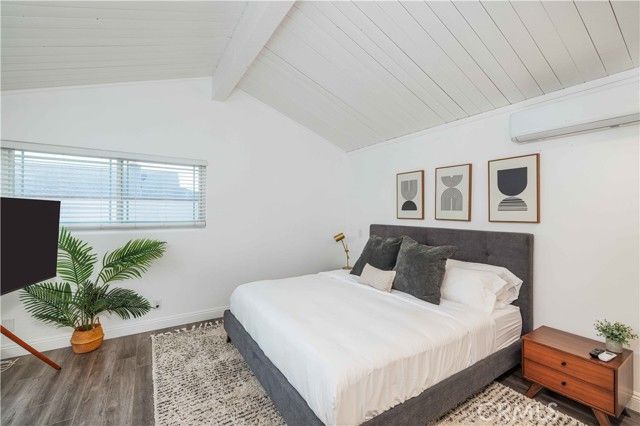 9422 Nantucket Dr, Huntington Beach, CA 92646