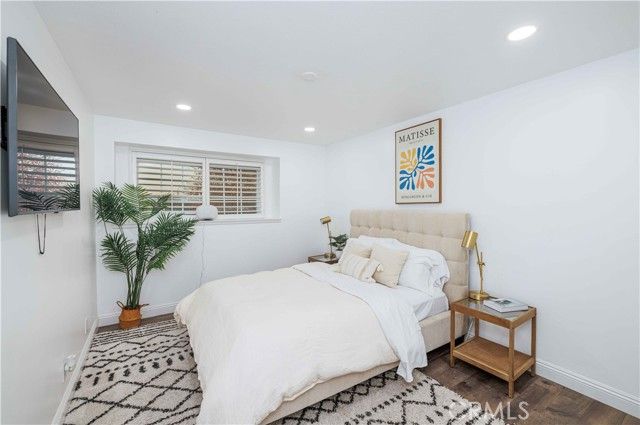 9422 Nantucket Dr, Huntington Beach, CA 92646