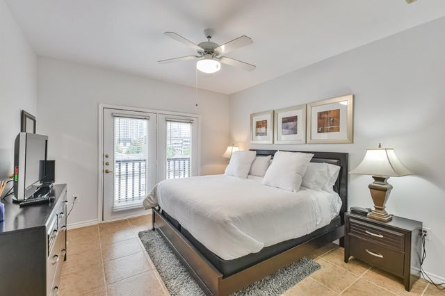 2400 Mccue Road 350, Houston, TX 77056