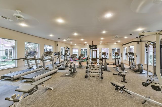 2400 Mccue Road 350, Houston, TX 77056