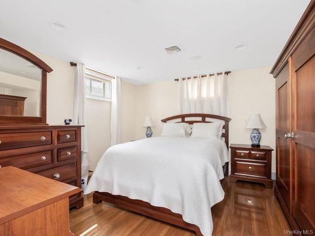 285 Centre Avenue, New Rochelle, NY 10805