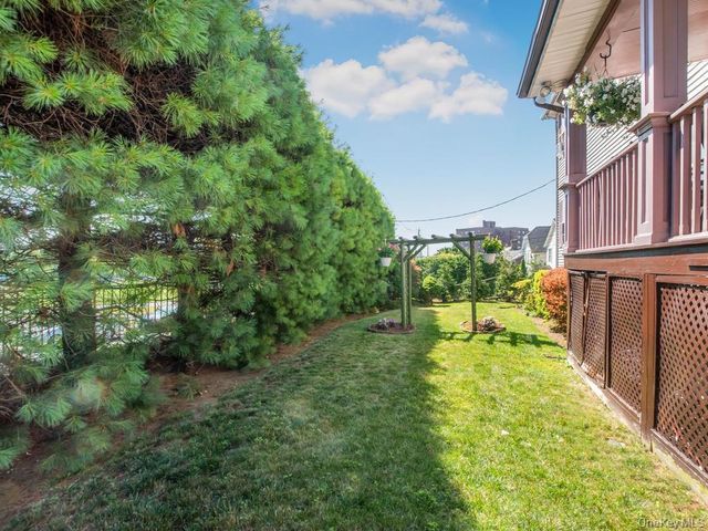 285 Centre Avenue, New Rochelle, NY 10805