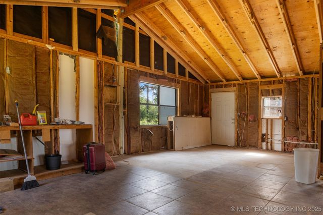 5164 Smiser Road, Calera, OK 74730
