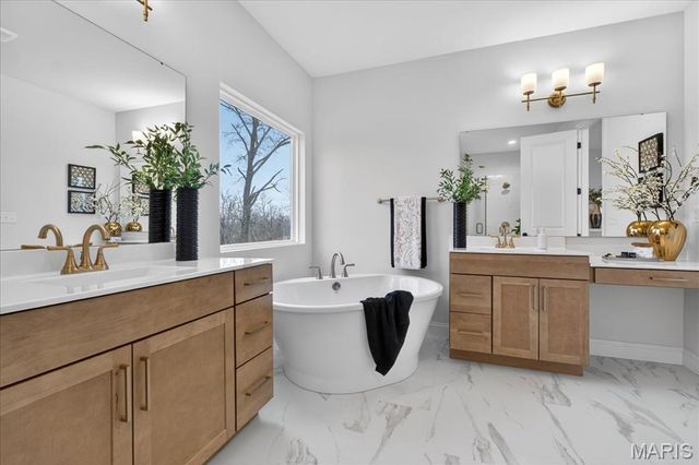 136 Sweetgrass Point Way, Cottleville, MO 63304