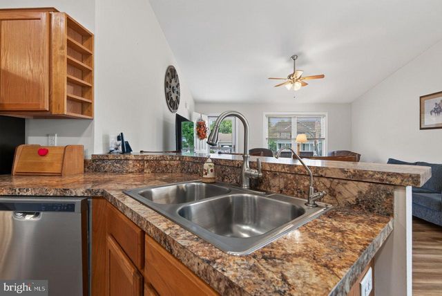 783 IVES ST, Martinsburg, WV 25405