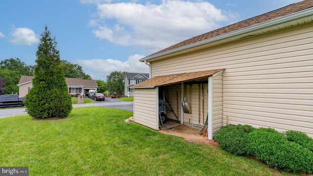 783 IVES ST, Martinsburg, WV 25405