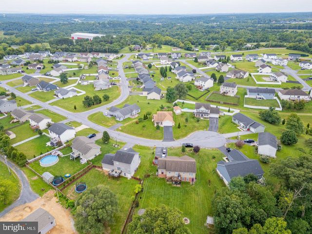 783 IVES ST, Martinsburg, WV 25405