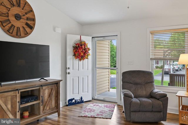 783 IVES ST, Martinsburg, WV 25405