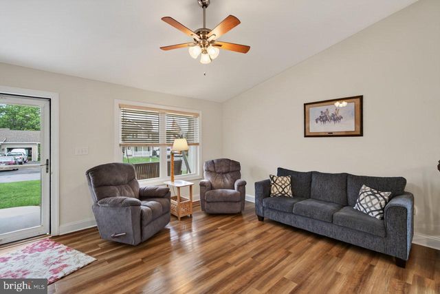 783 IVES ST, Martinsburg, WV 25405