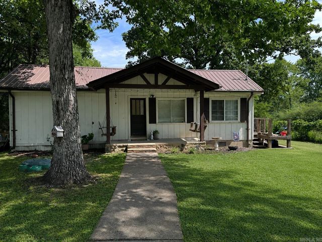 220 Grand Point Drive, Hot Springs, AR 71901