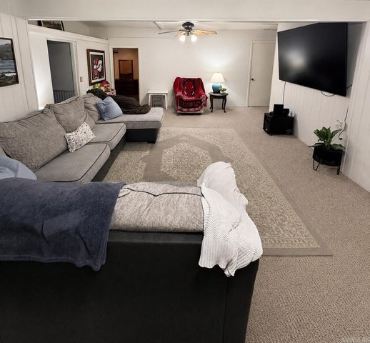 220 Grand Point Drive, Hot Springs, AR 71901