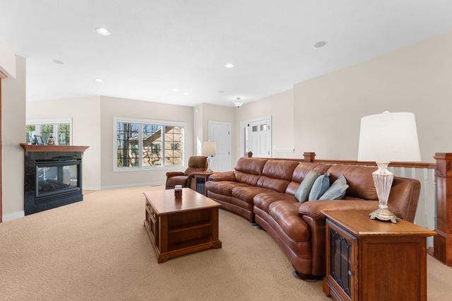 670 Panorama Circle NW, Rochester, MN 55901