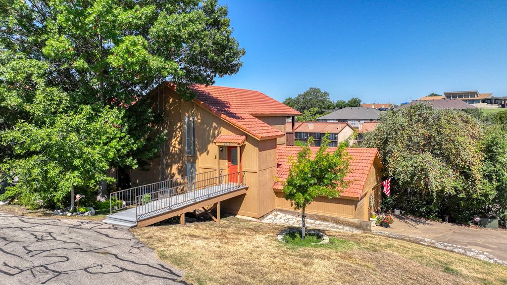 4313 Crescent Drive 5, Granbury, TX 76049 — photo 2