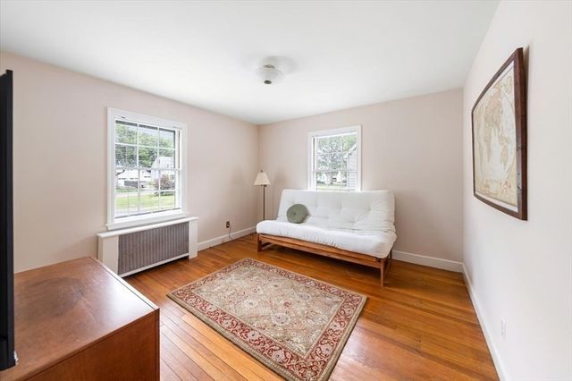 89 Melrose Ave, Needham, MA 02492