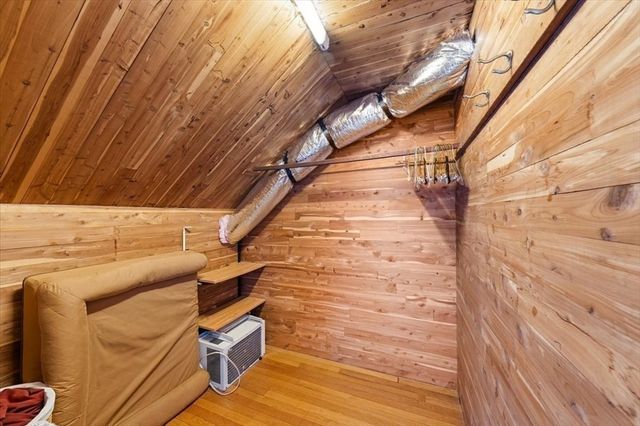 89 Melrose Ave, Needham, MA 02492