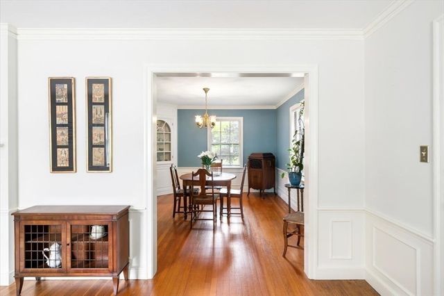89 Melrose Ave, Needham, MA 02492