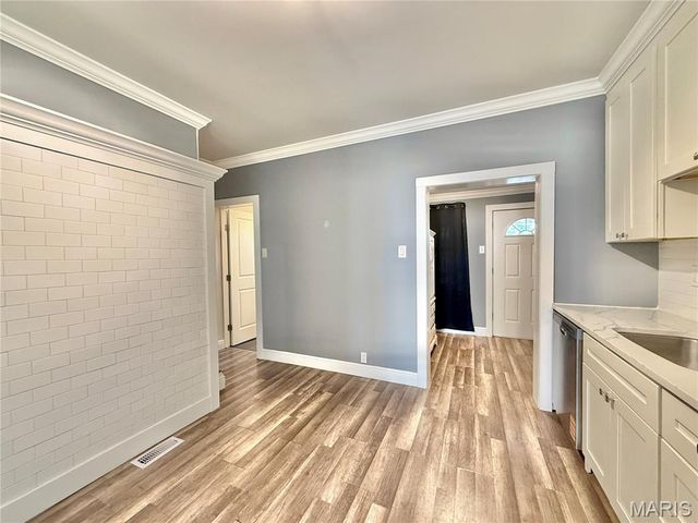838 Wachtel Avenue, St Louis, MO 63125