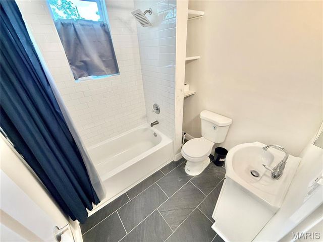 838 Wachtel Avenue, St Louis, MO 63125