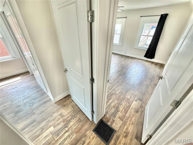 838 Wachtel Avenue, St Louis, MO 63125