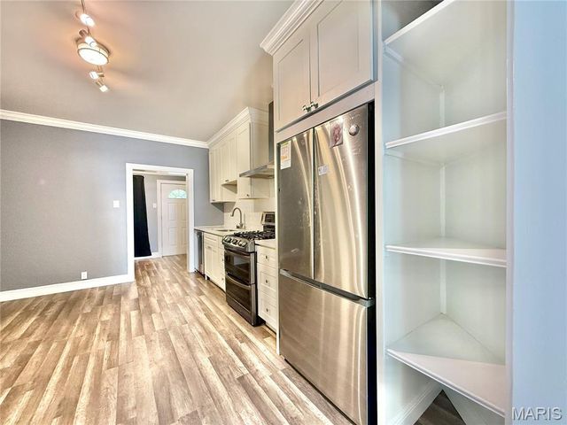838 Wachtel Avenue, St Louis, MO 63125