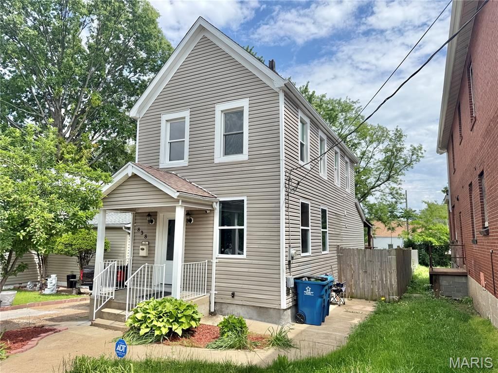 838 Wachtel Avenue, St Louis, MO 63125