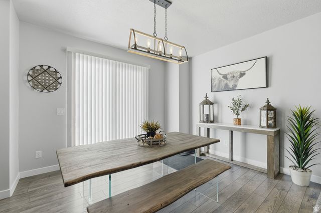 5640 N PARKVIEW DR, Stansbury Park, UT 84074