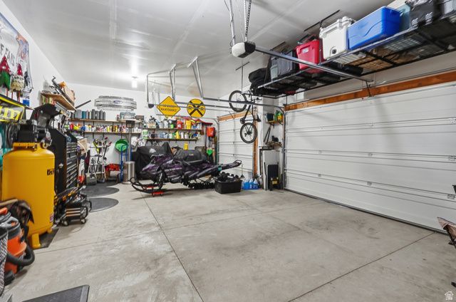 5640 N PARKVIEW DR, Stansbury Park, UT 84074