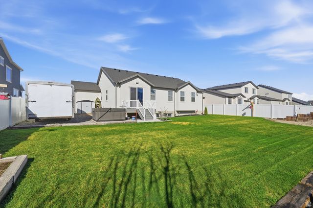 5640 N PARKVIEW DR, Stansbury Park, UT 84074