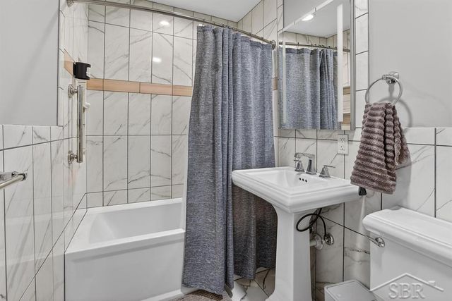 304 Main Street, Bay City, MI 48706