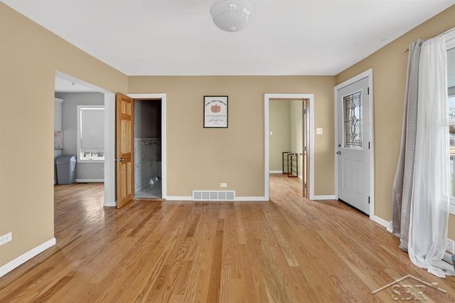 304 Main Street, Bay City, MI 48706