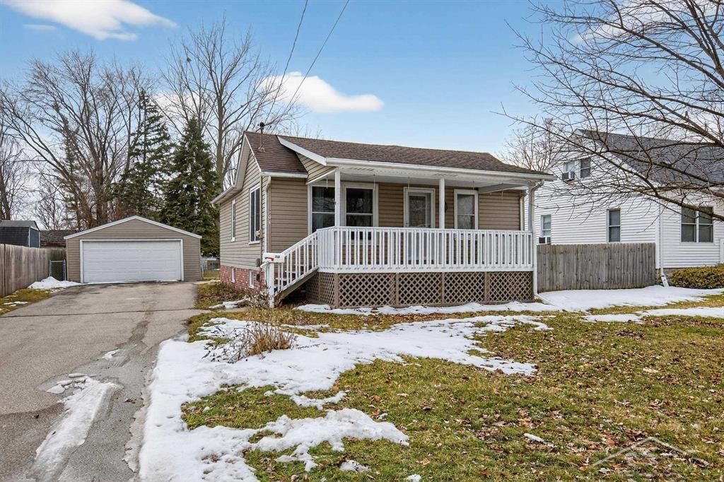 304 Main Street, Bay City, MI 48706