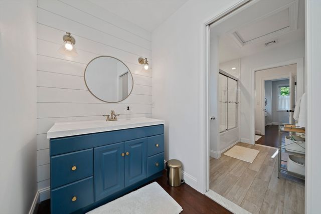 54 Chapel Street, Duxbury, MA 02332