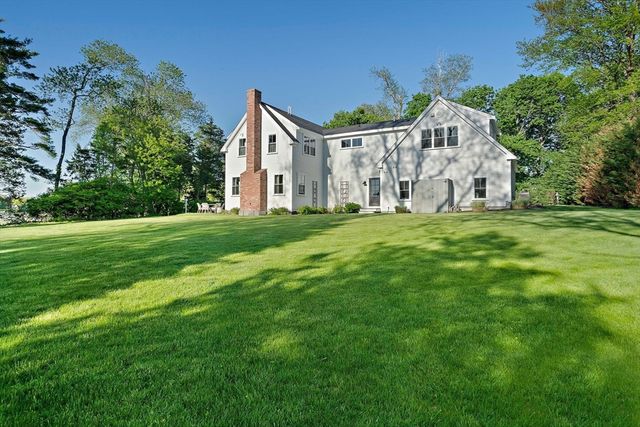 54 Chapel Street, Duxbury, MA 02332