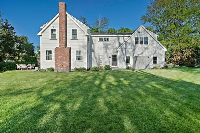 54 Chapel Street, Duxbury, MA 02332