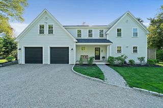 54 Chapel Street, Duxbury, MA 02332