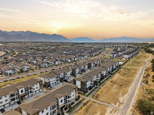696 N 380 W, Vineyard, UT 84059
