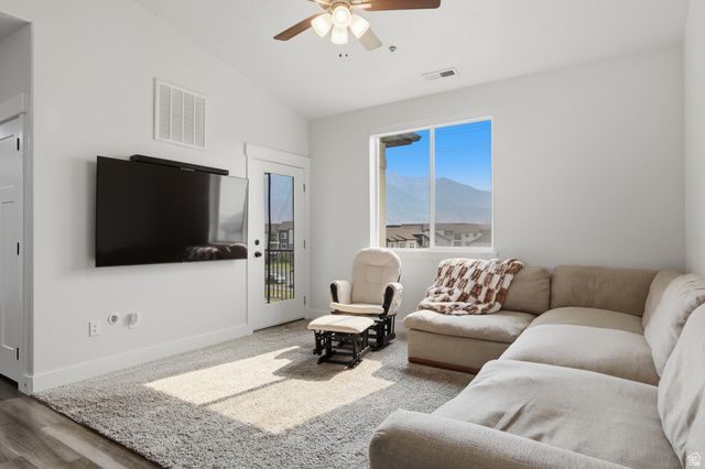 696 N 380 W, Vineyard, UT 84059