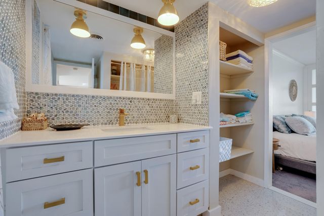201 N Riverside Drive 402, Pompano Beach, FL 33062
