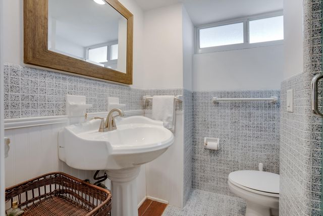 201 N Riverside Drive 402, Pompano Beach, FL 33062