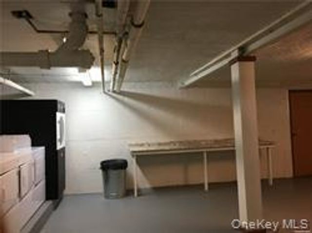 106 Division Avenue 1A, Levittown, NY 11756