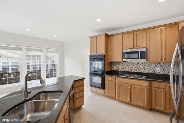 13512 ANN GRIGSBY CIR, Centreville, VA 20120