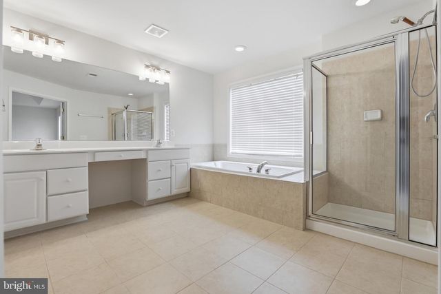 13512 ANN GRIGSBY CIR, Centreville, VA 20120