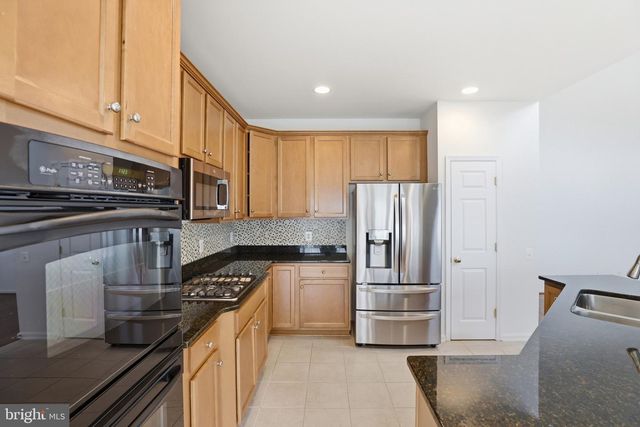 13512 ANN GRIGSBY CIR, Centreville, VA 20120