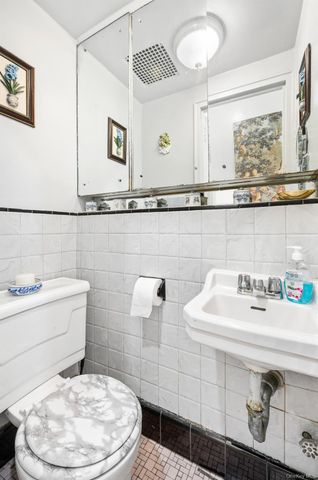 1529 Hammersley Avenue, Bronx, NY 10469