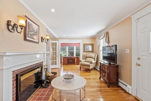 29 South St, Shrewsbury, MA 01545
