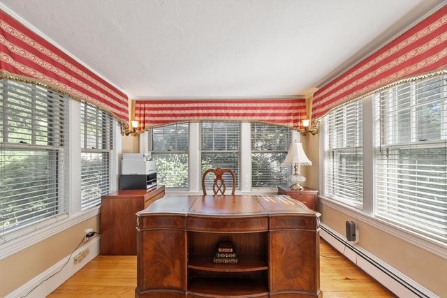 29 South St, Shrewsbury, MA 01545
