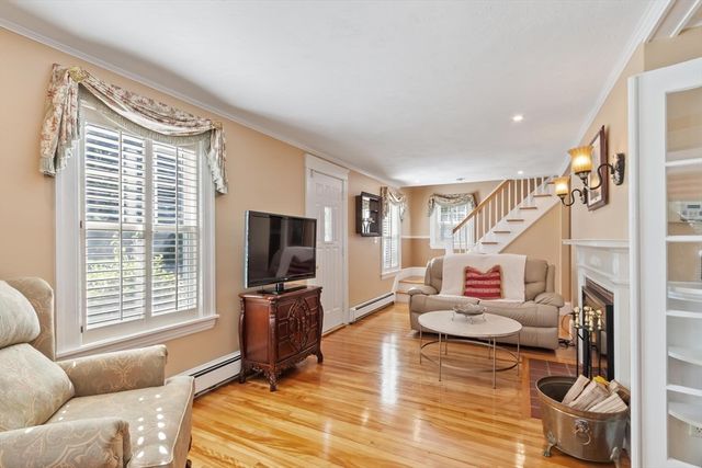 29 South St, Shrewsbury, MA 01545